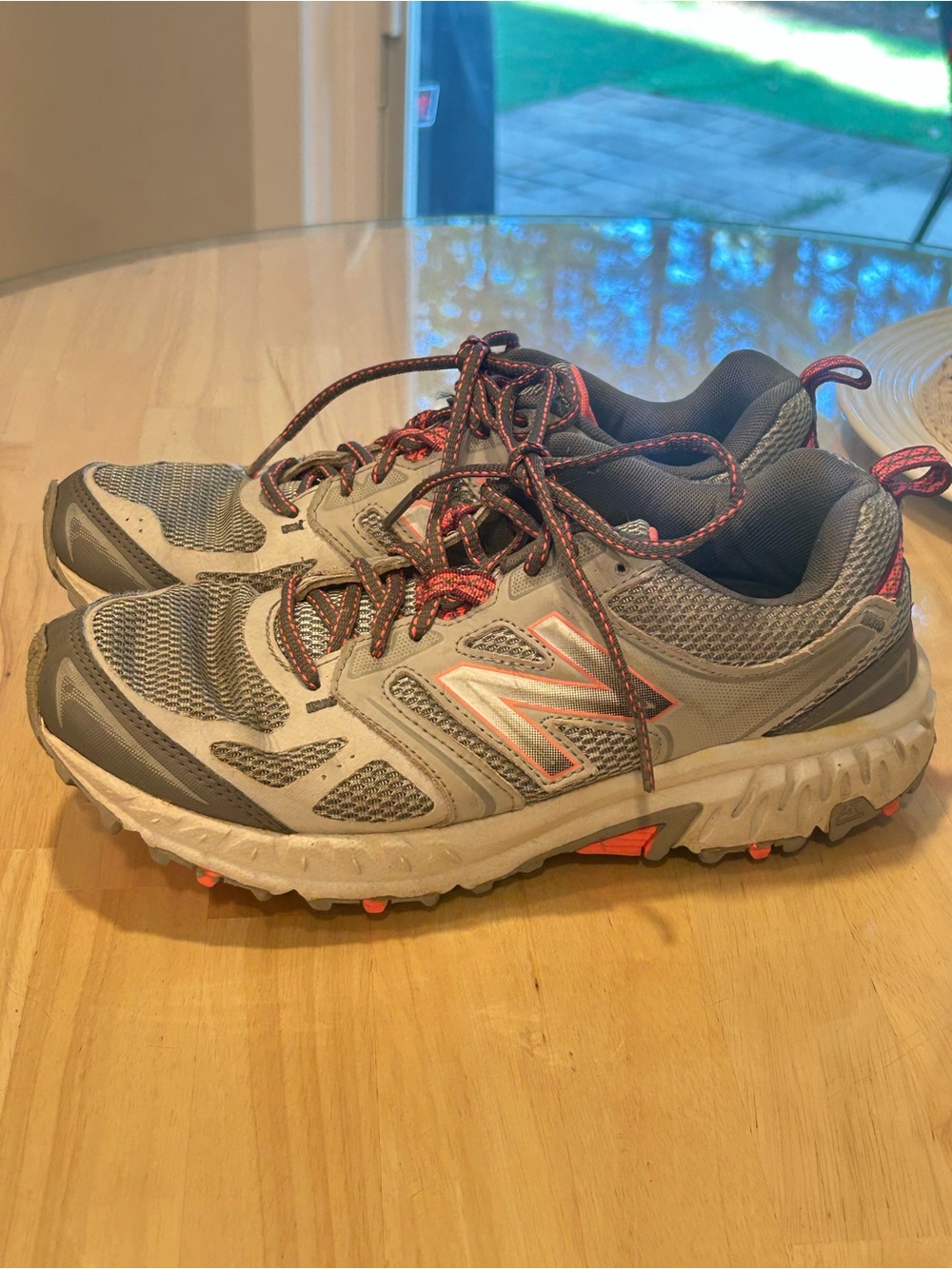 New Balance 412v3 Women's Trail Sneakers Size 10